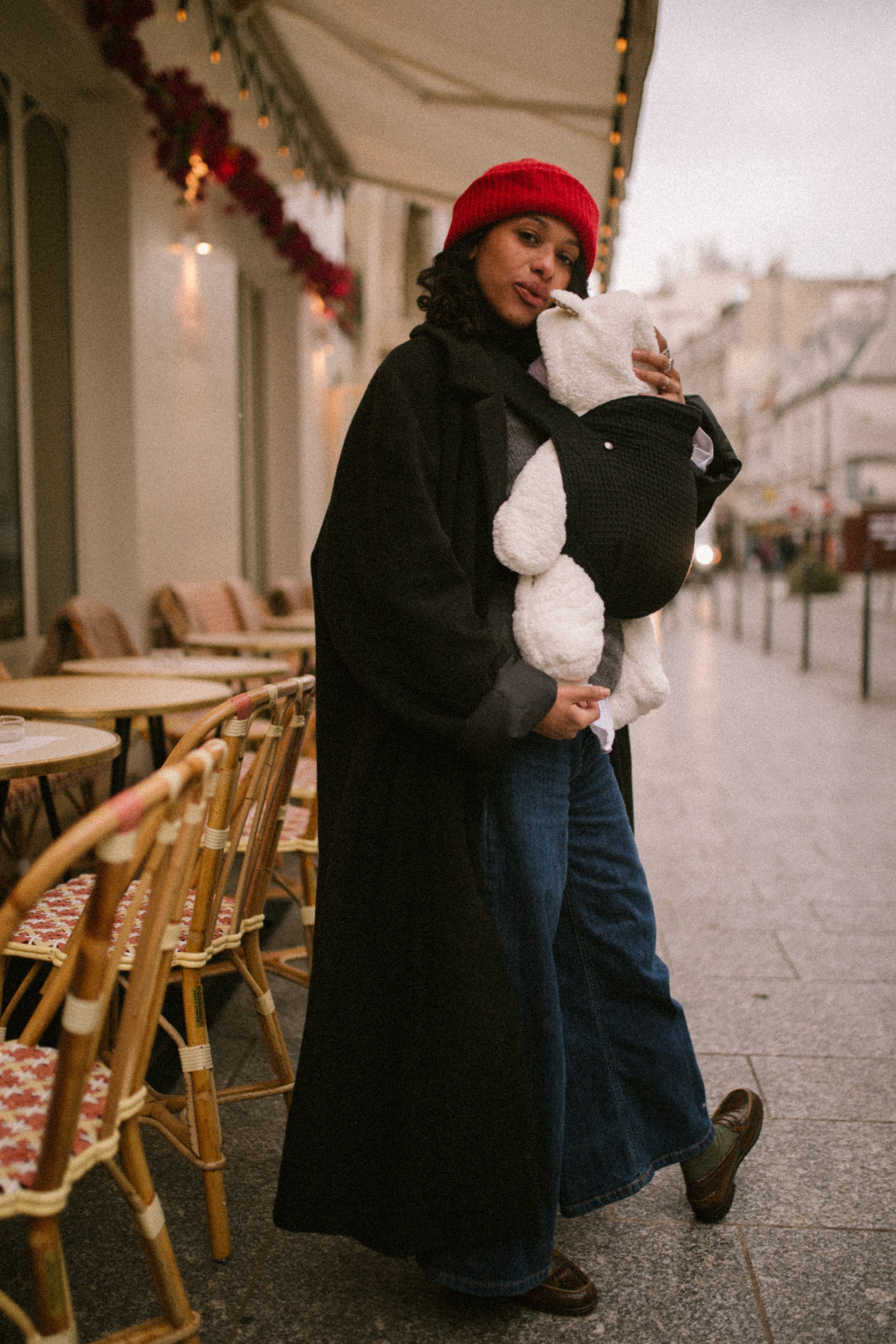 Habiller bébé dans son moyen de portage physiologique - Bud & Blossom Slings
